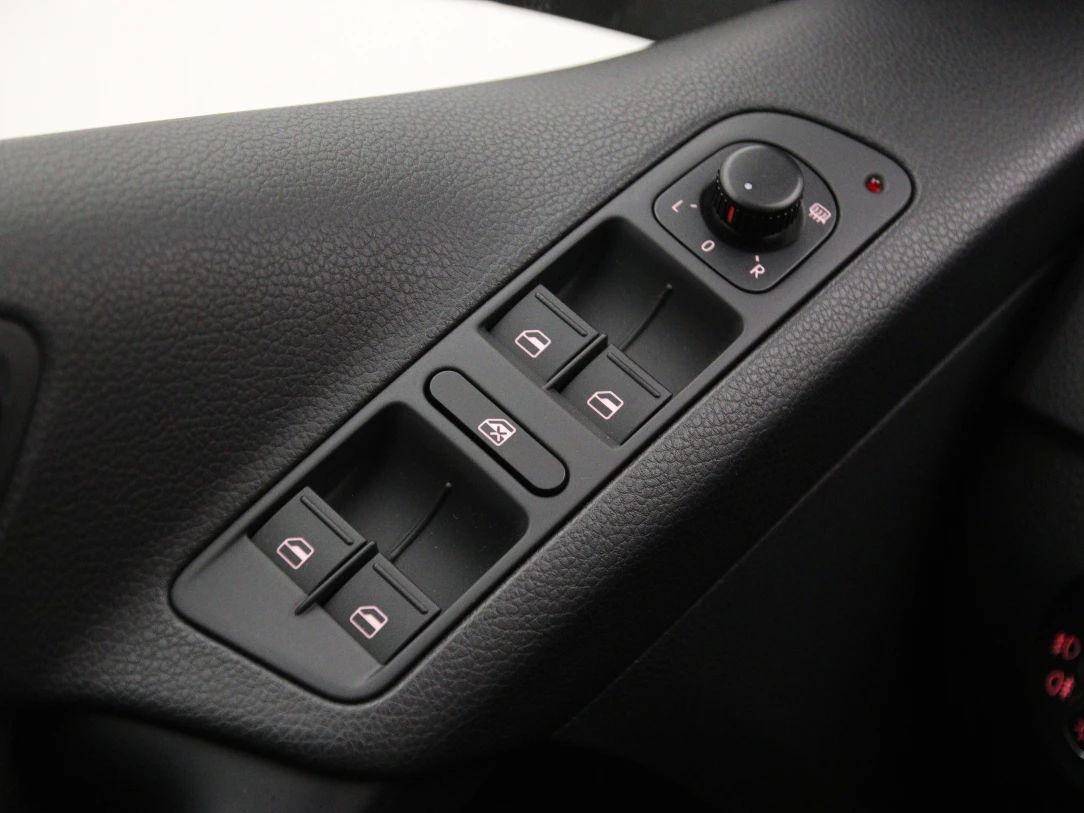 Volkswagen Tiguan | 23