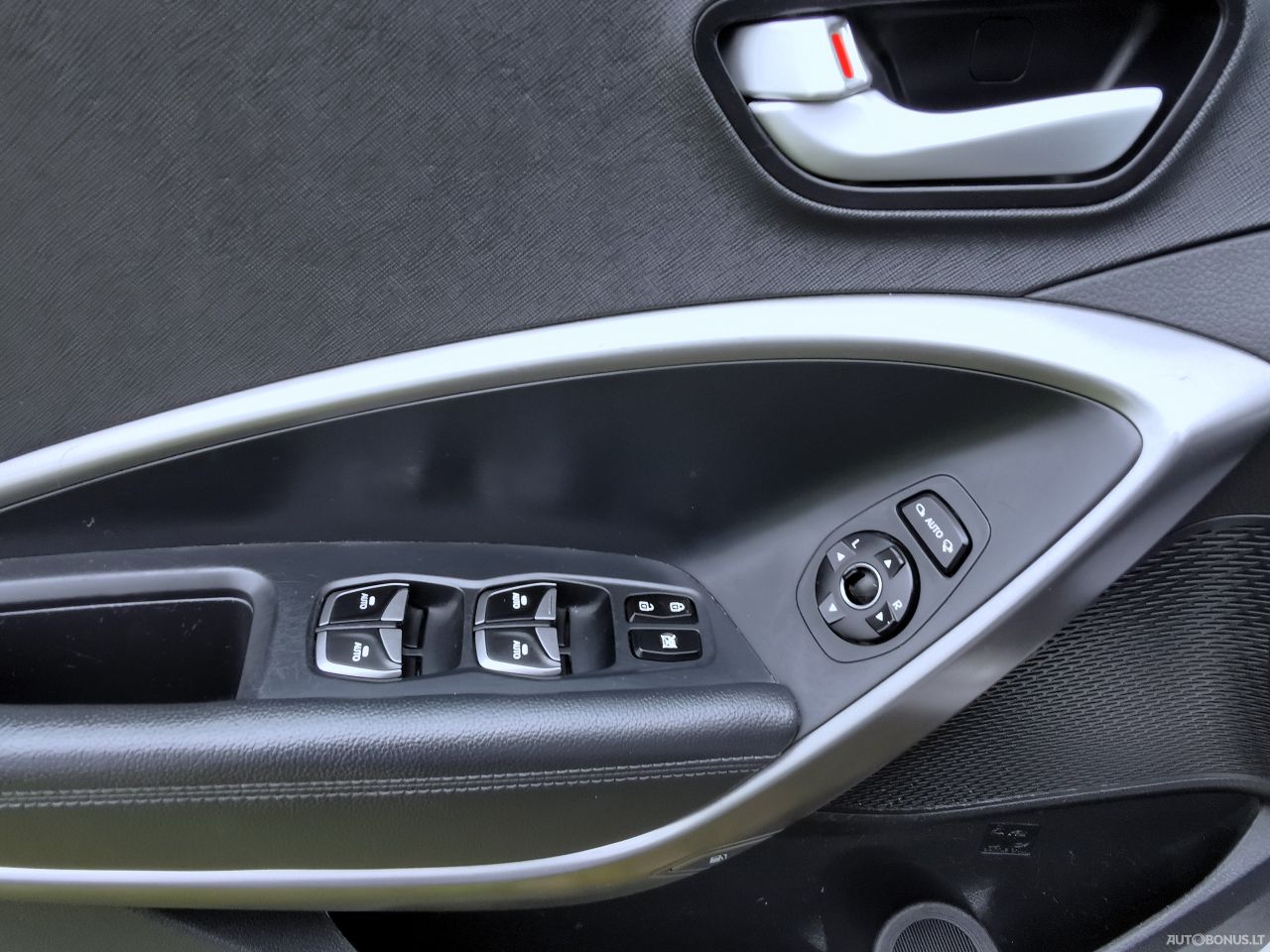 Hyundai Santa Fe | 33