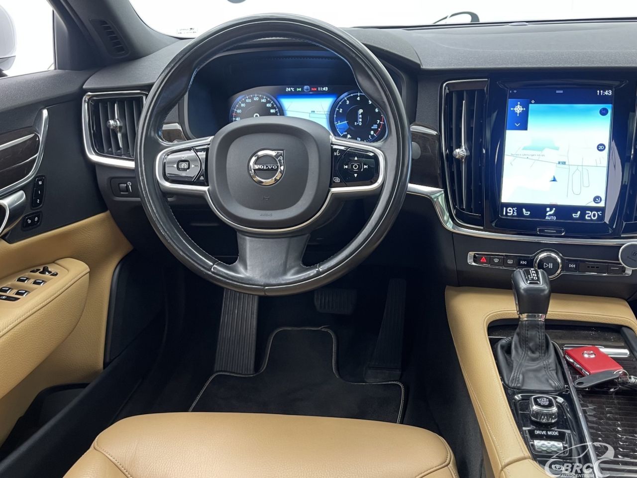 Volvo S90 | 11