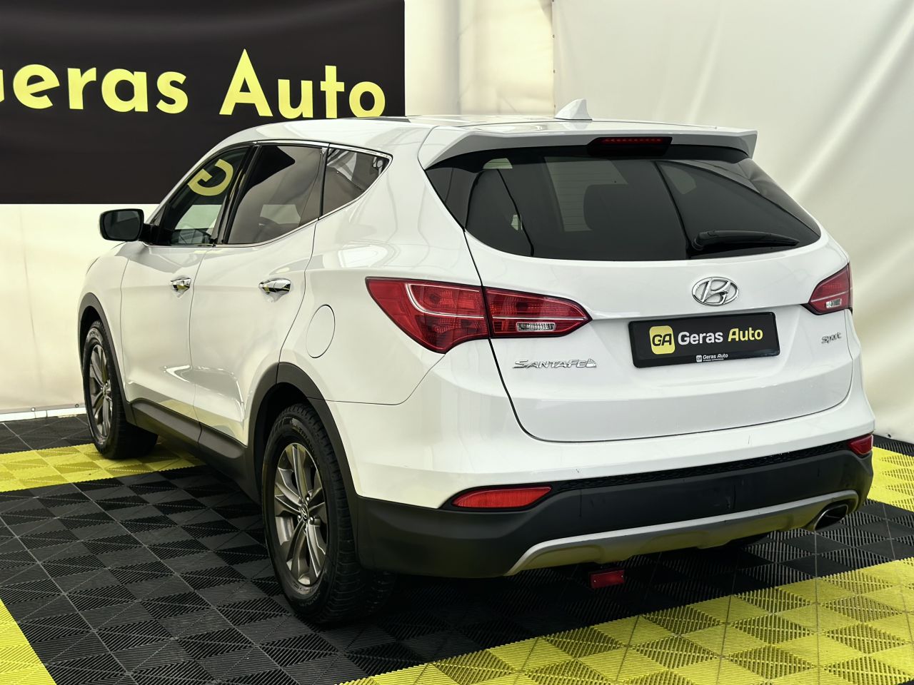 Hyundai Santa Fe | 4
