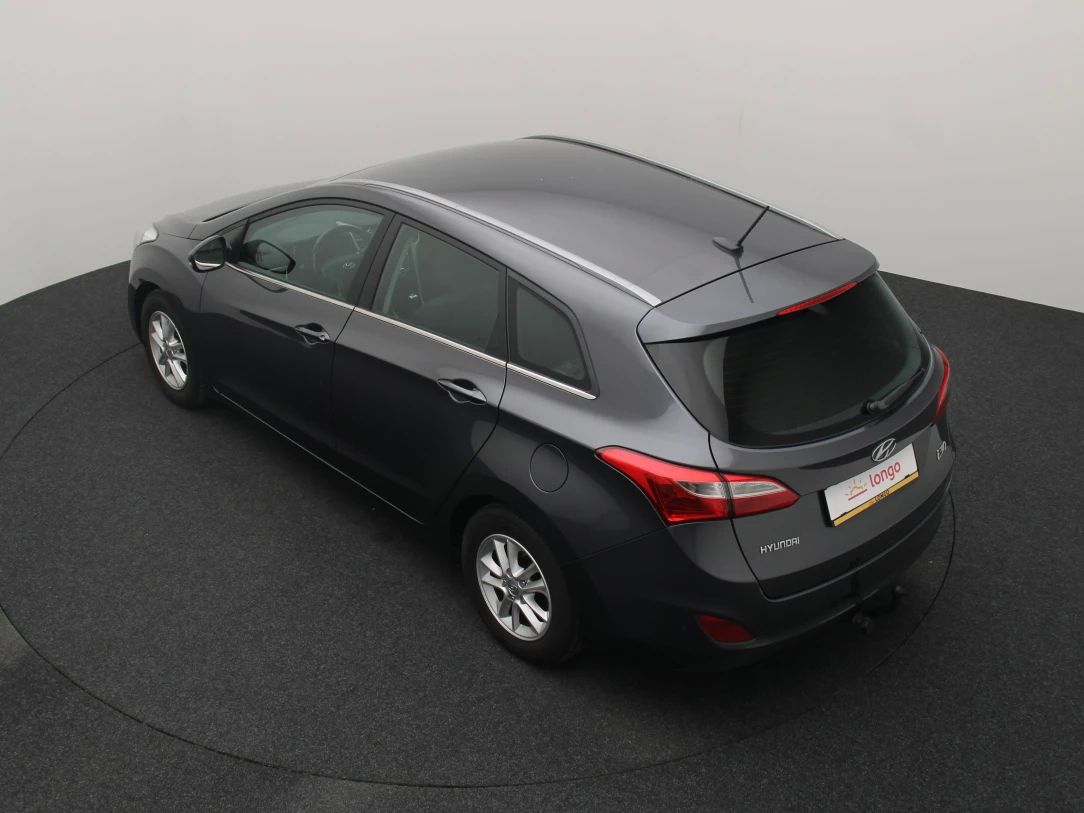 Hyundai i30 | 11