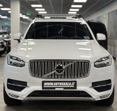 Volvo XC90 | 3