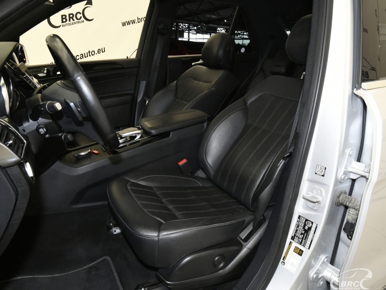 Mercedes-Benz GLE350 | 24