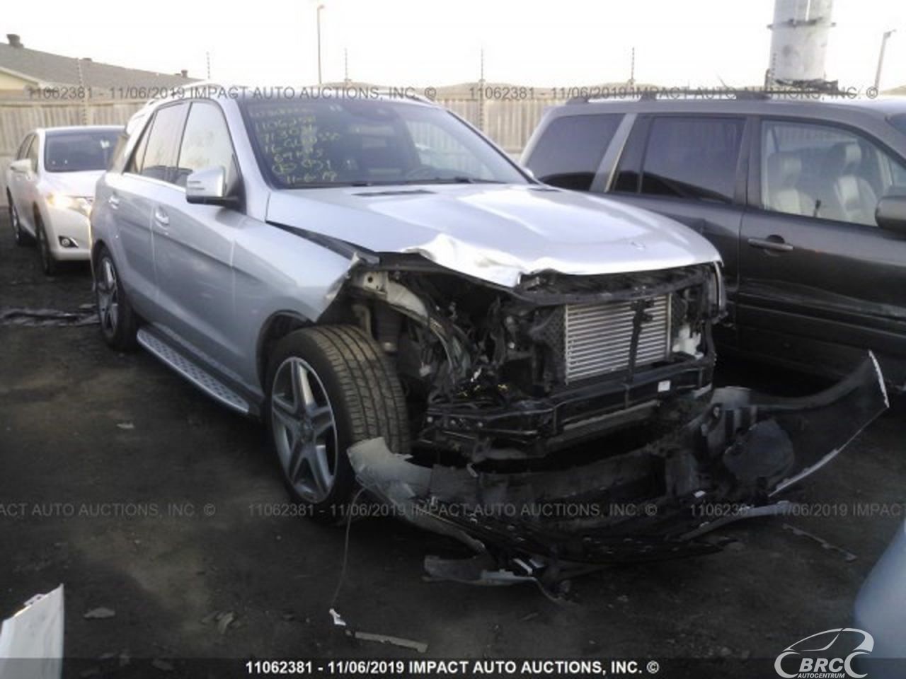 Mercedes-Benz GLE350 | 56