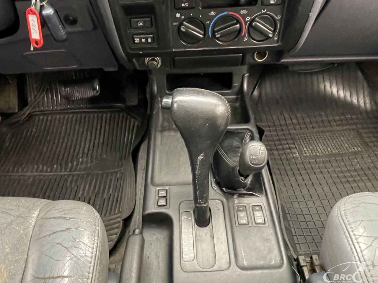 Toyota Land Cruiser | 15