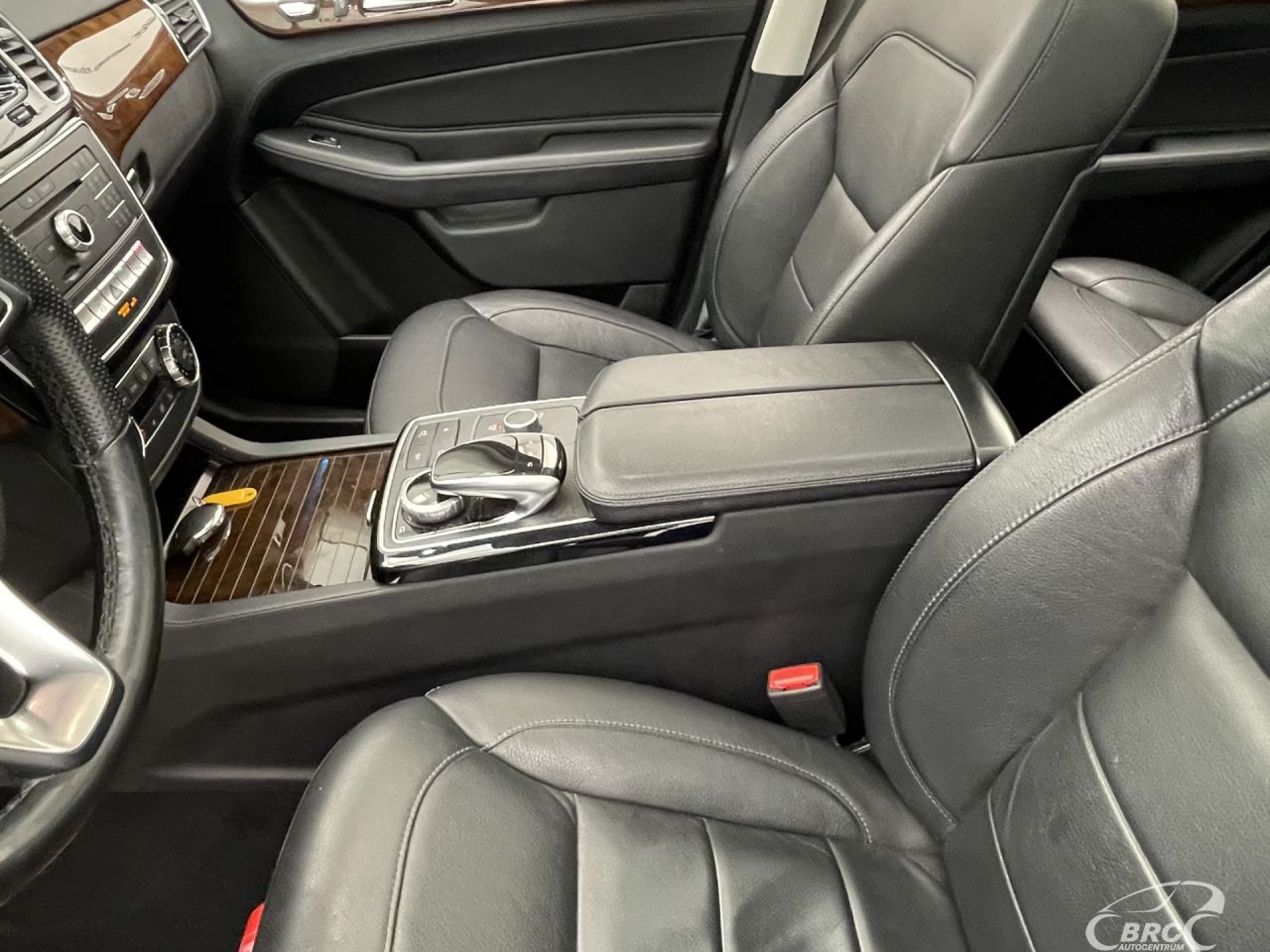 Mercedes-Benz GLS350 | 24