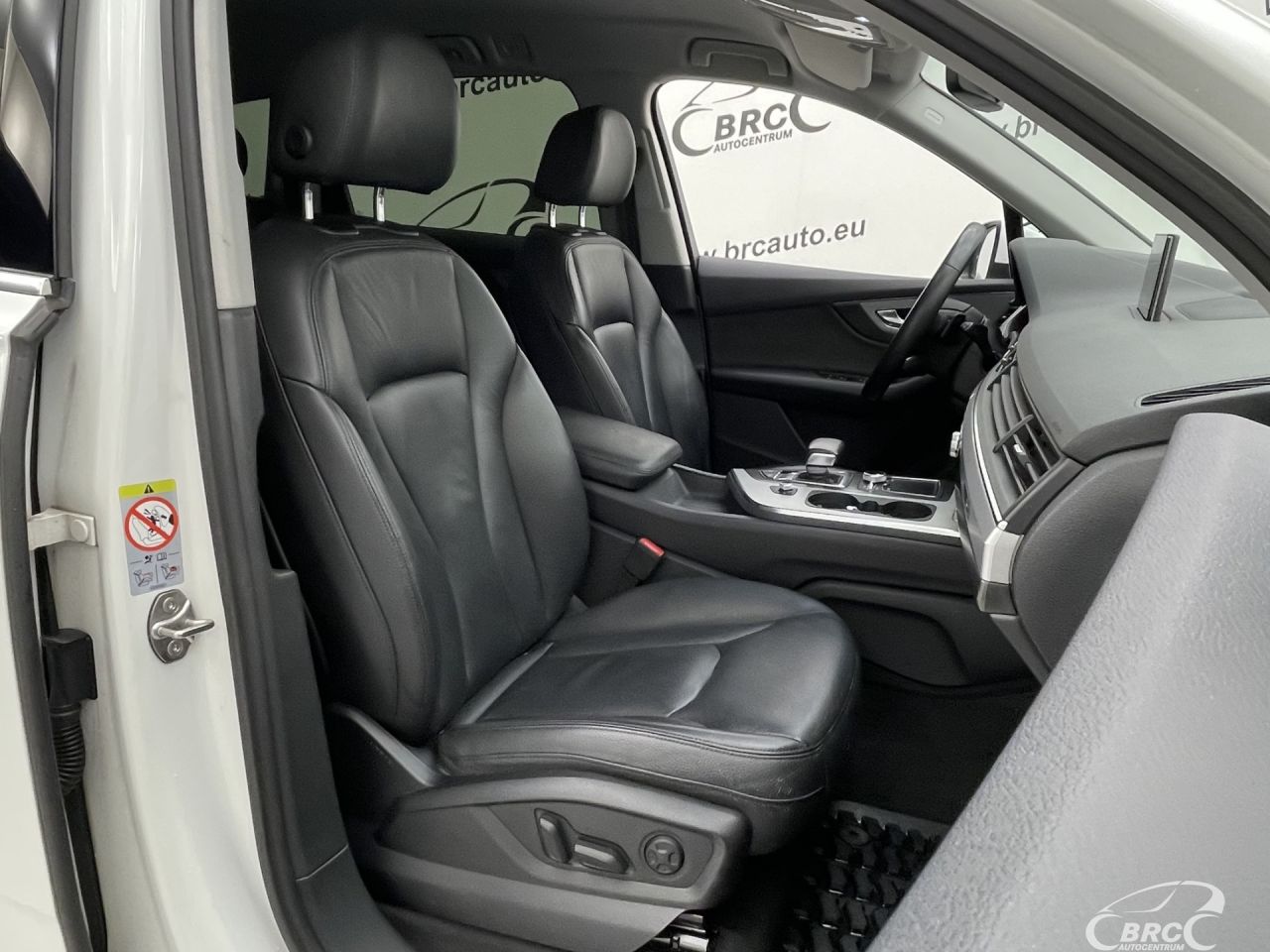 Audi Q7 | 6