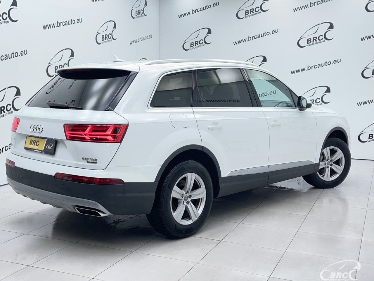 Audi Q7 | 1