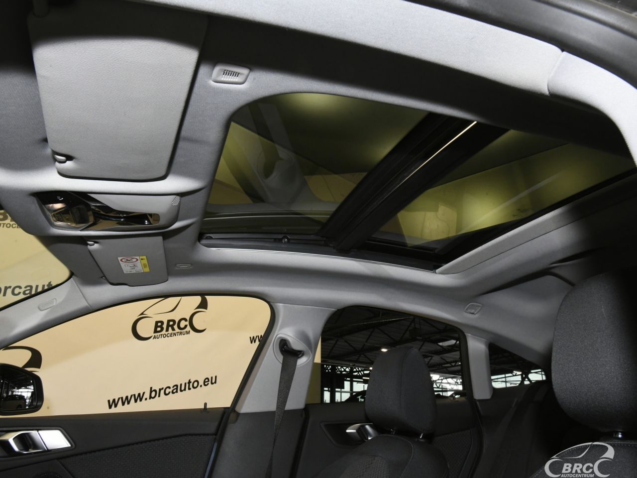 BMW 216 Gran Coupe | 23