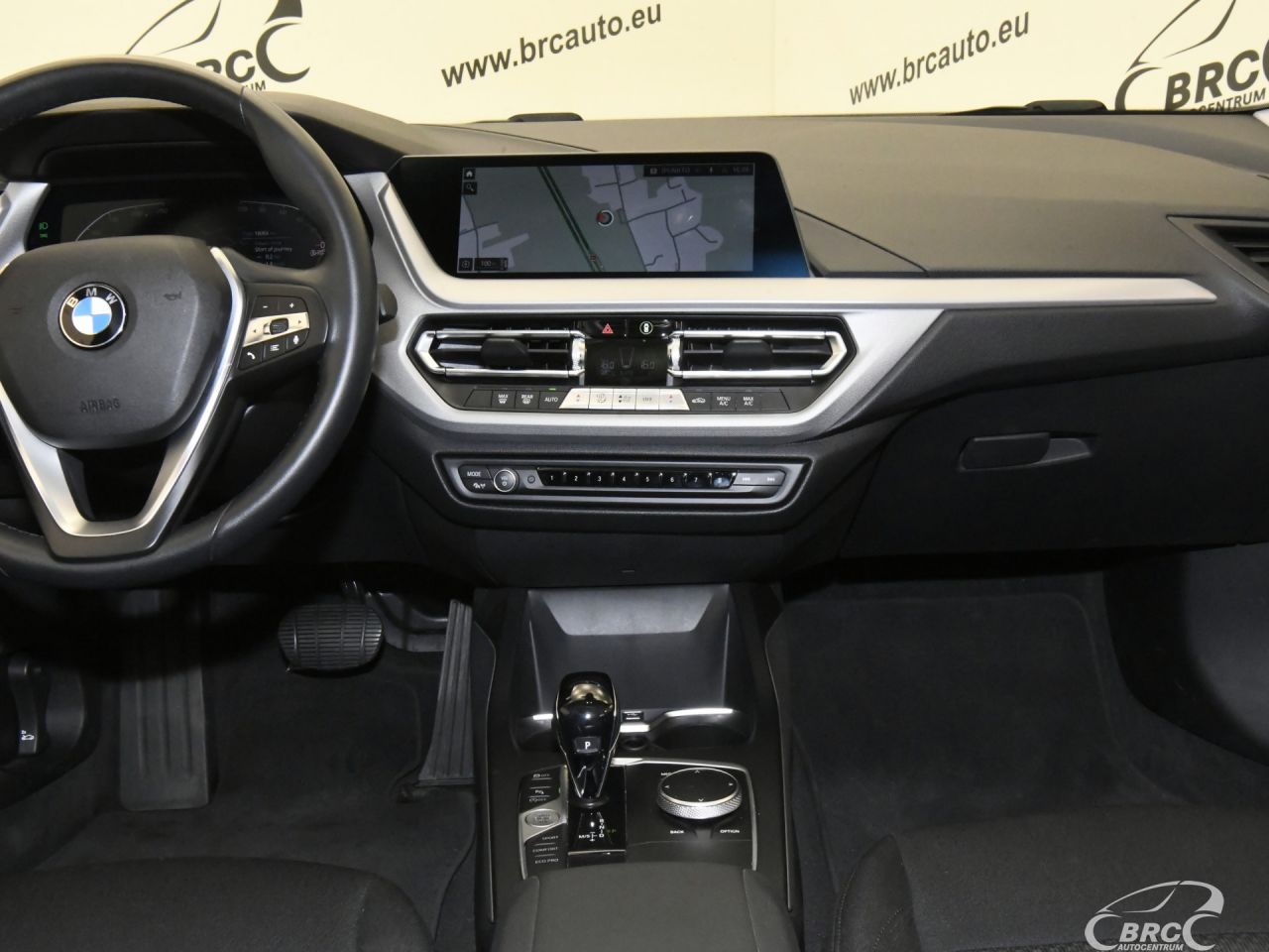 BMW 216 Gran Coupe | 13