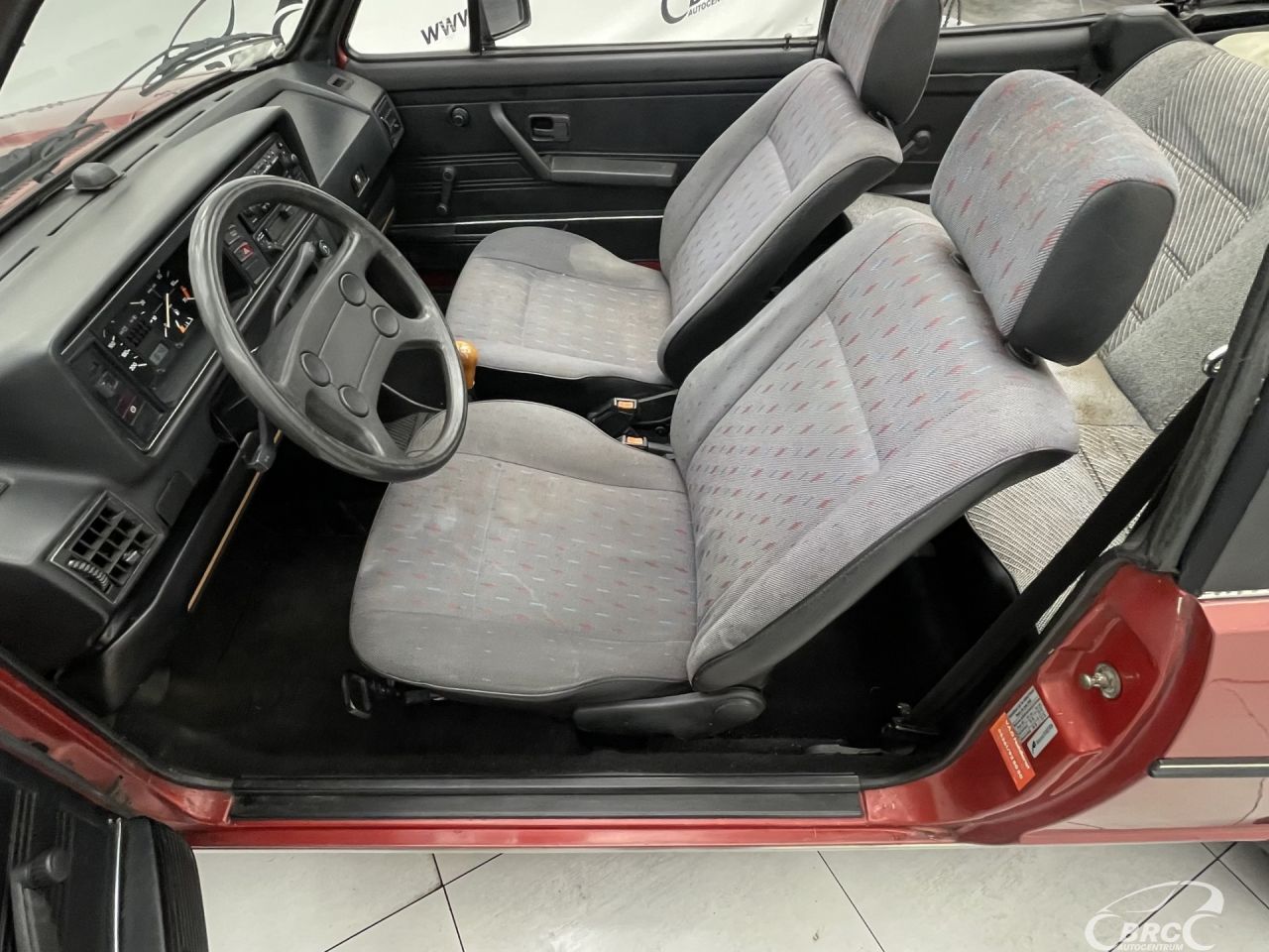 Volkswagen Golf | 19