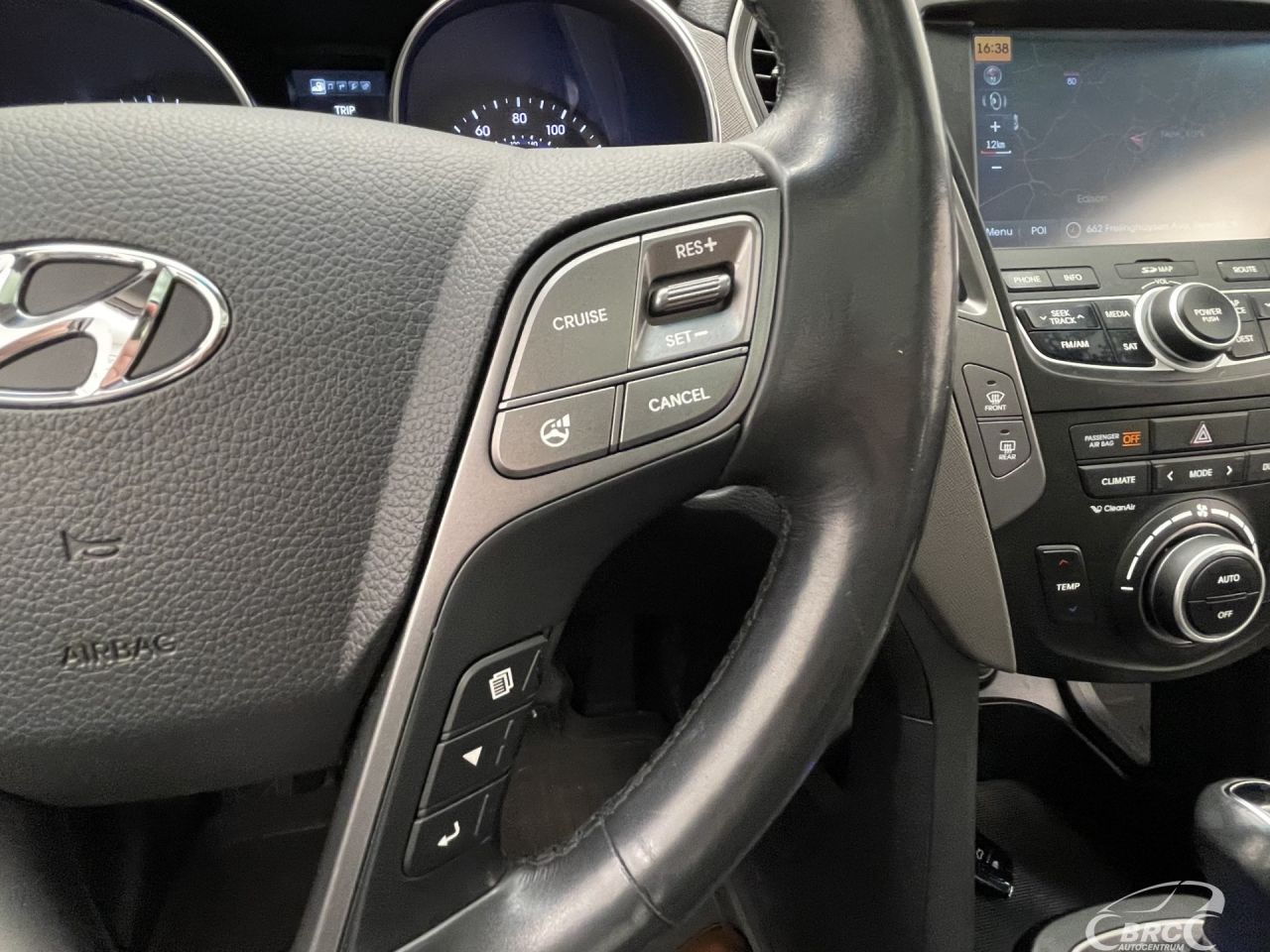 Hyundai Santa Fe | 30