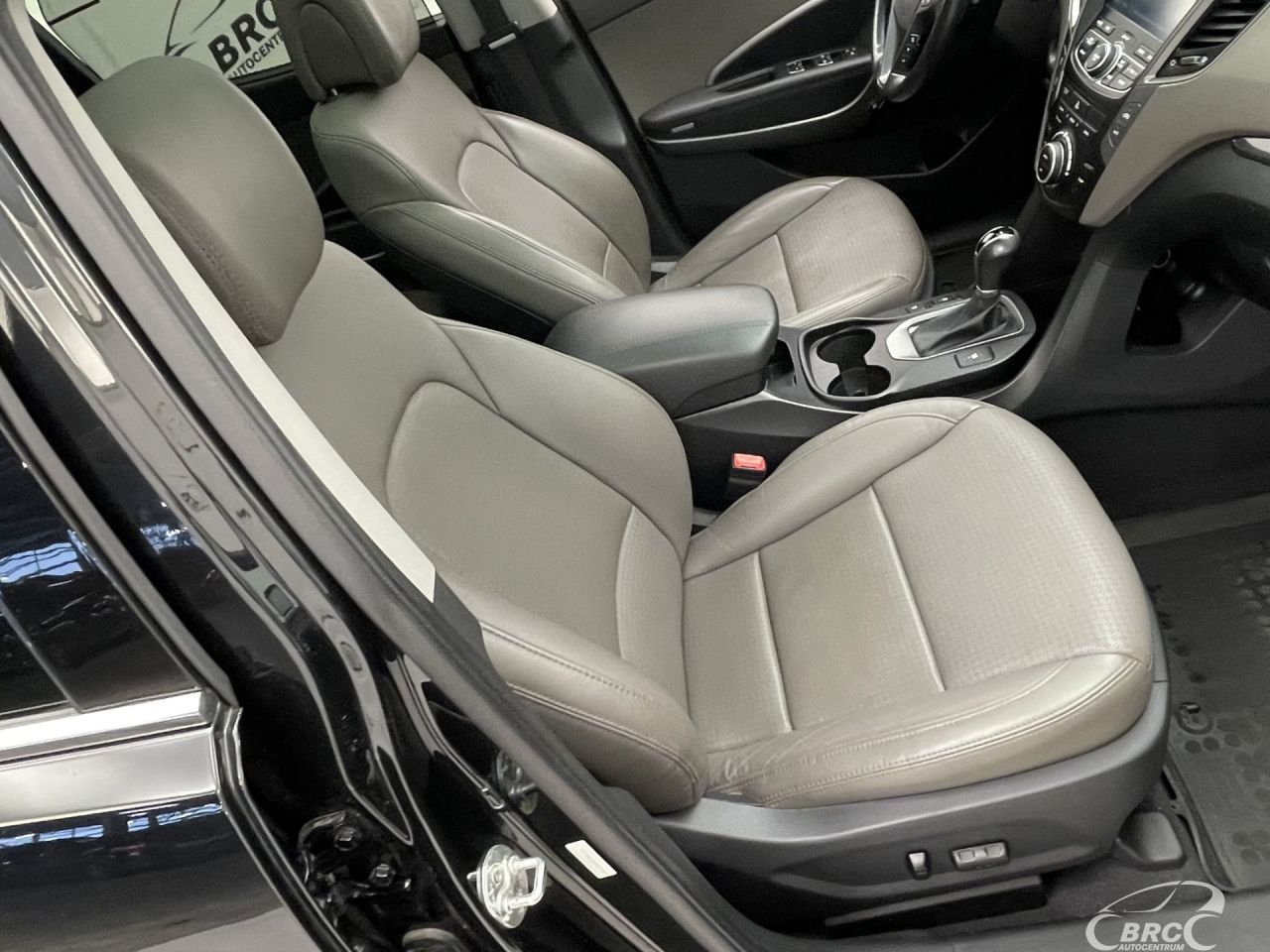 Hyundai Santa Fe | 4