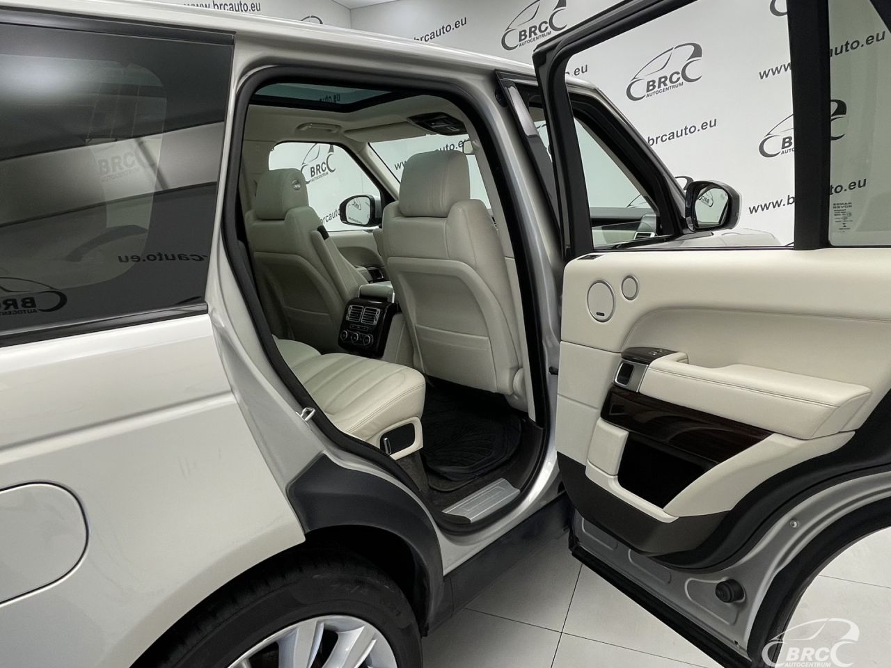 Land Rover Range Rover | 14