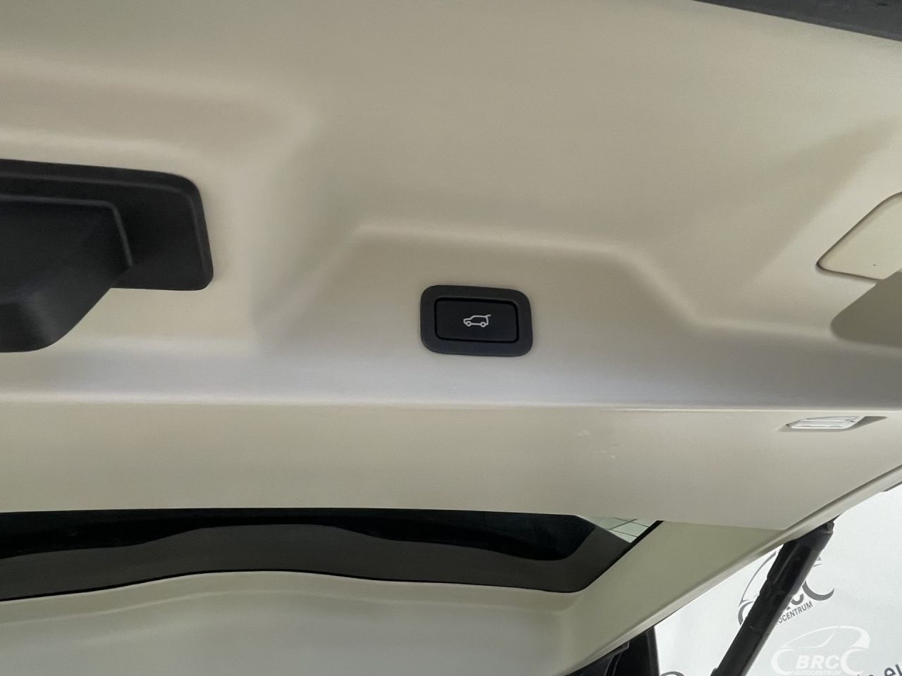 Land Rover Range Rover | 50