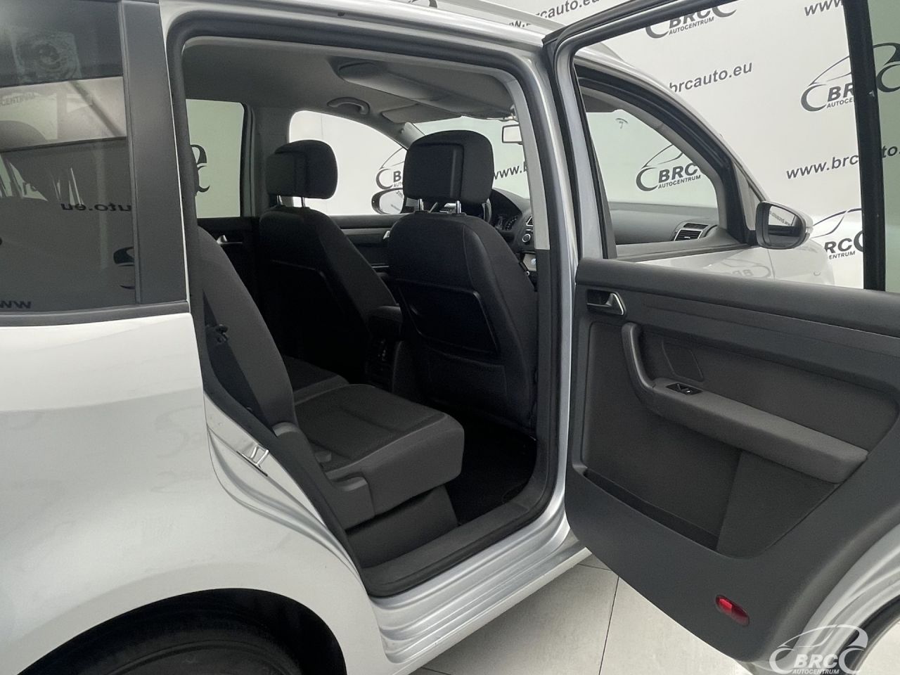 Volkswagen Touran | 11