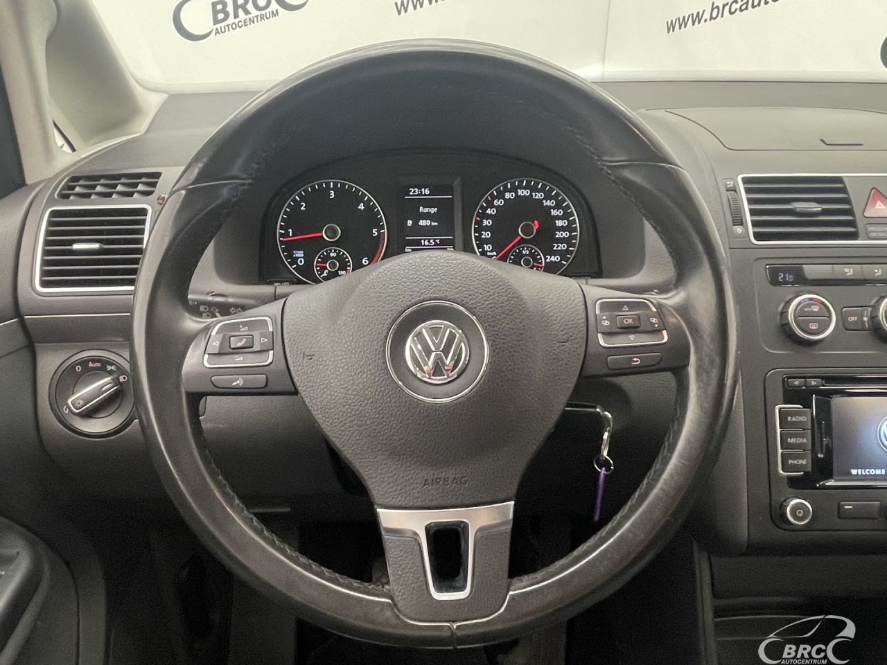 Volkswagen Touran | 25