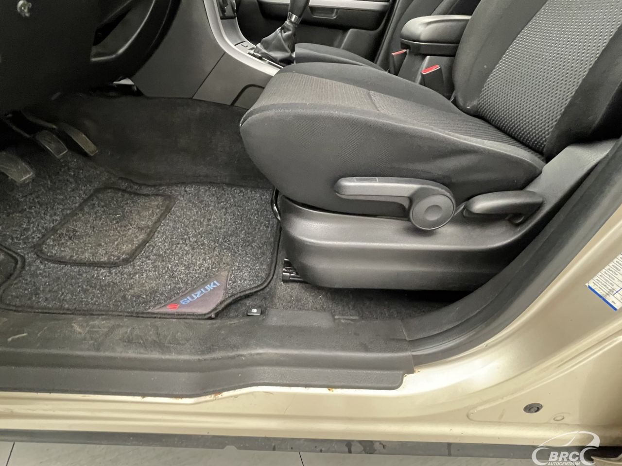 Suzuki Grand Vitara | 21