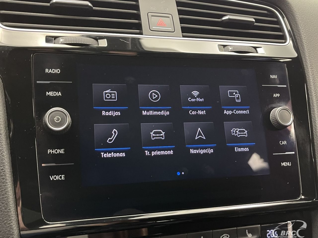 Volkswagen Golf | 40