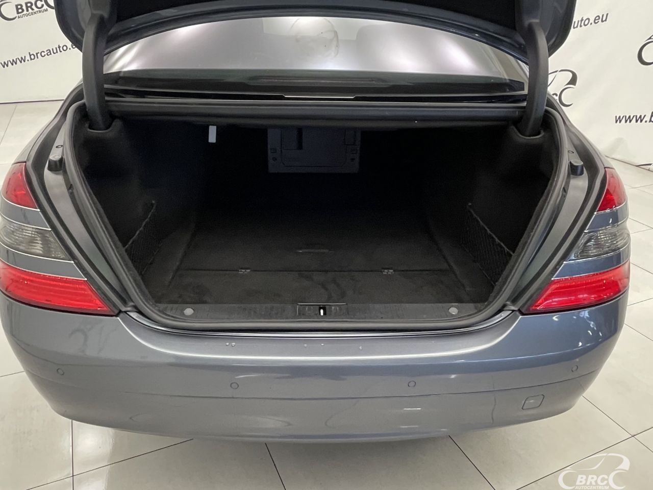 Mercedes-Benz S450 | 42