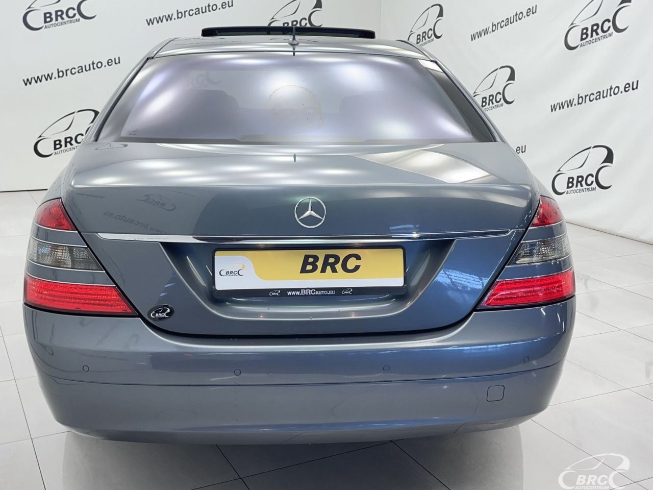 Mercedes-Benz S450 | 47