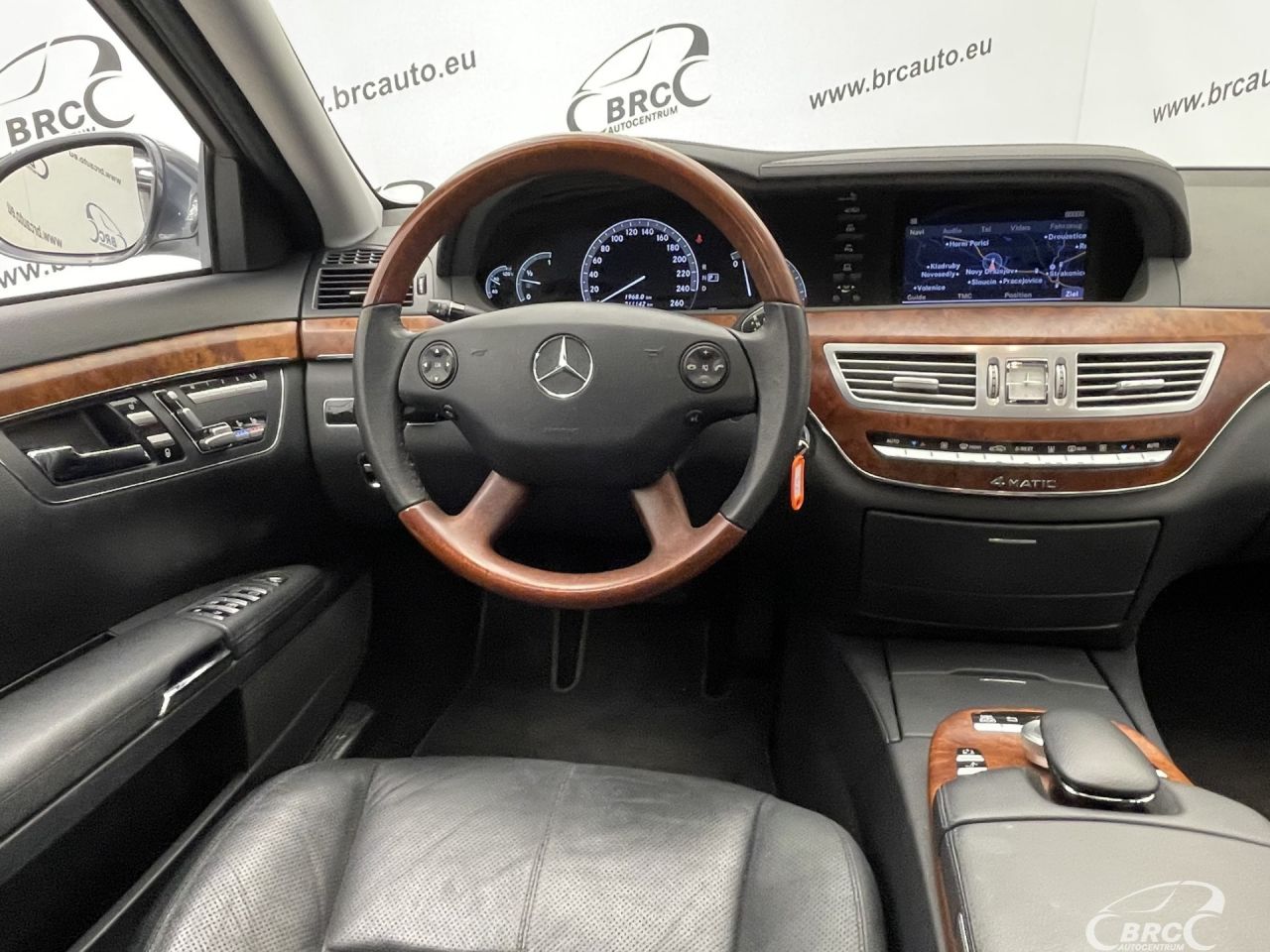 Mercedes-Benz S450 | 16