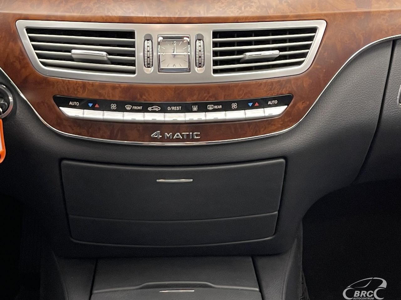 Mercedes-Benz S450 | 19