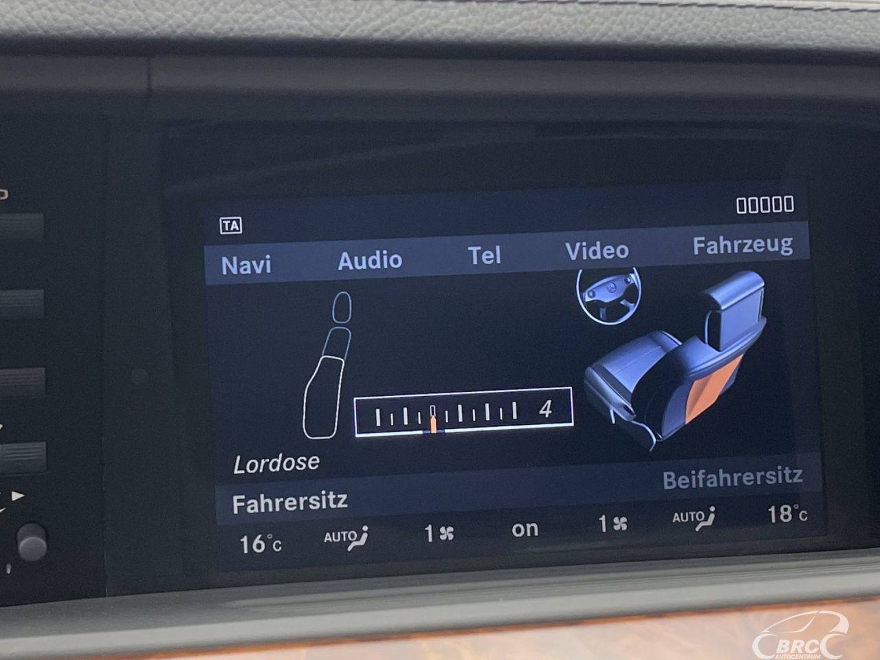 Mercedes-Benz S450 | 38