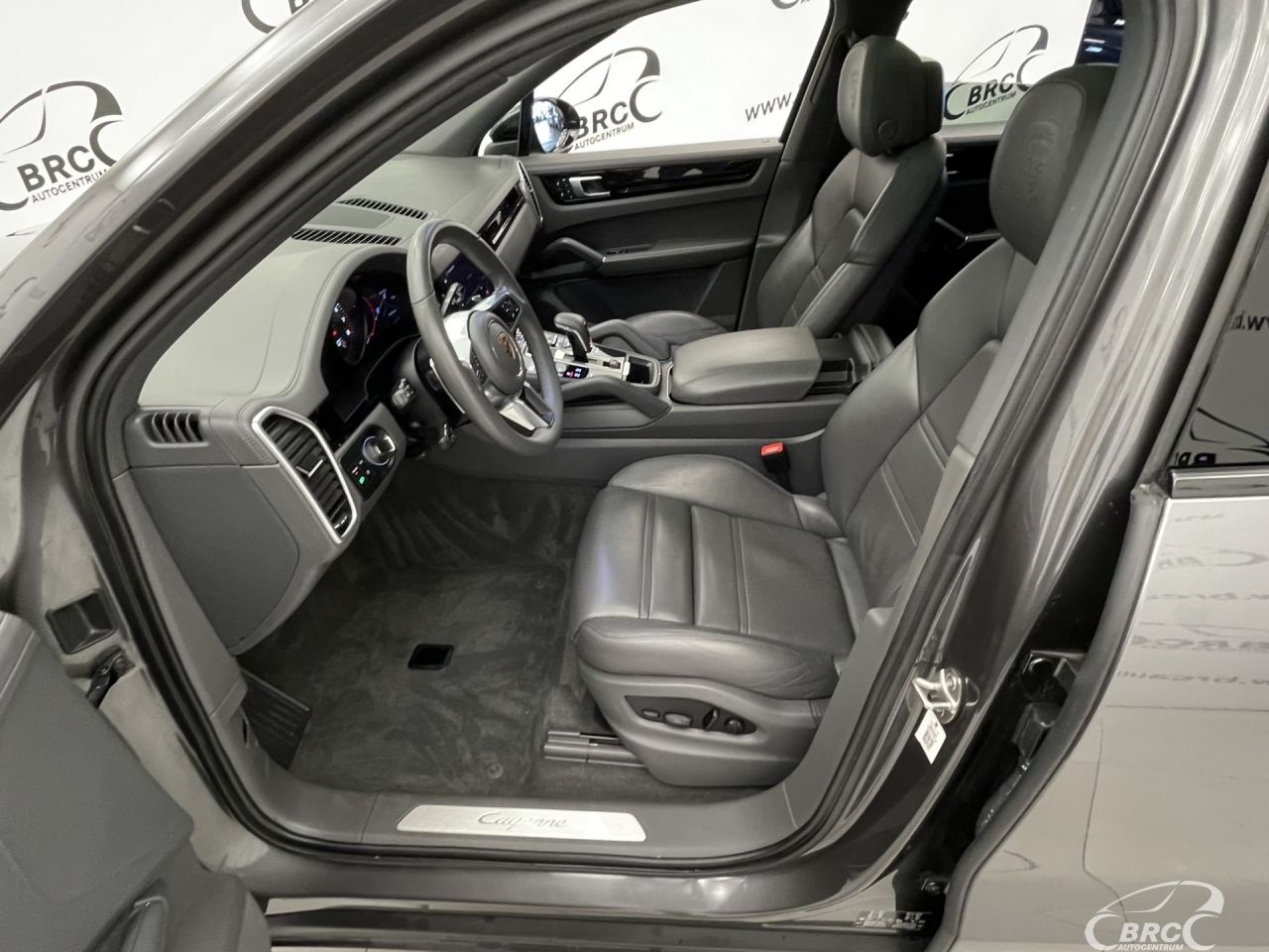 Porsche Cayenne | 38