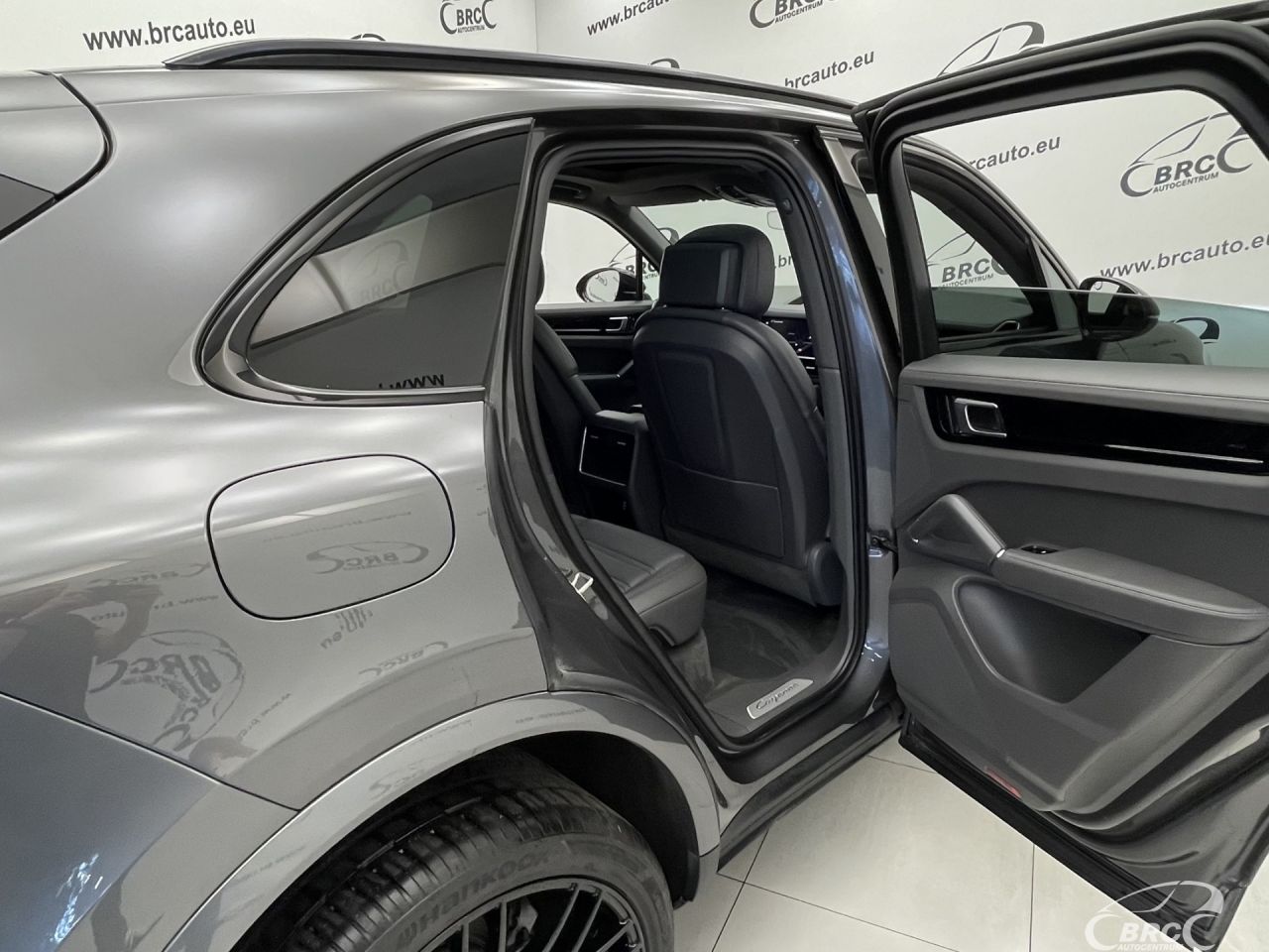 Porsche Cayenne | 25