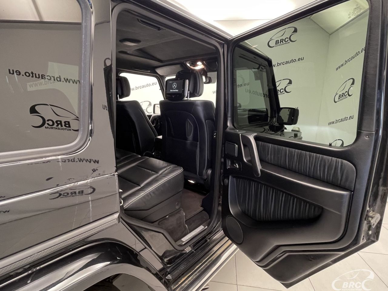Mercedes-Benz G500 | 15