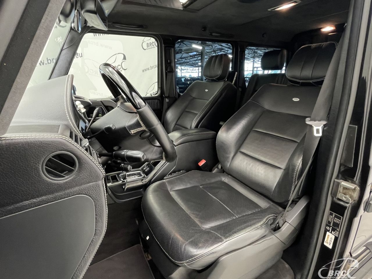 Mercedes-Benz G500 | 26