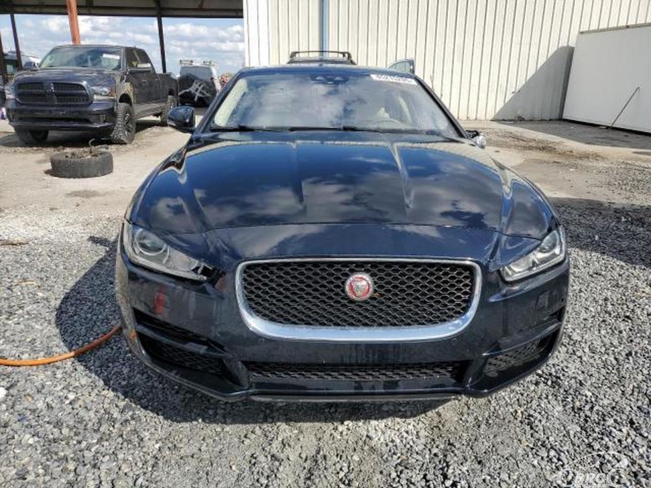 Jaguar XE | 65