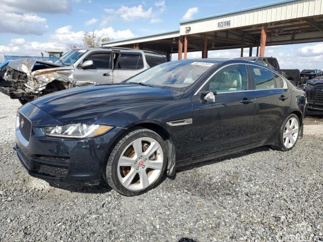 Jaguar XE | 69