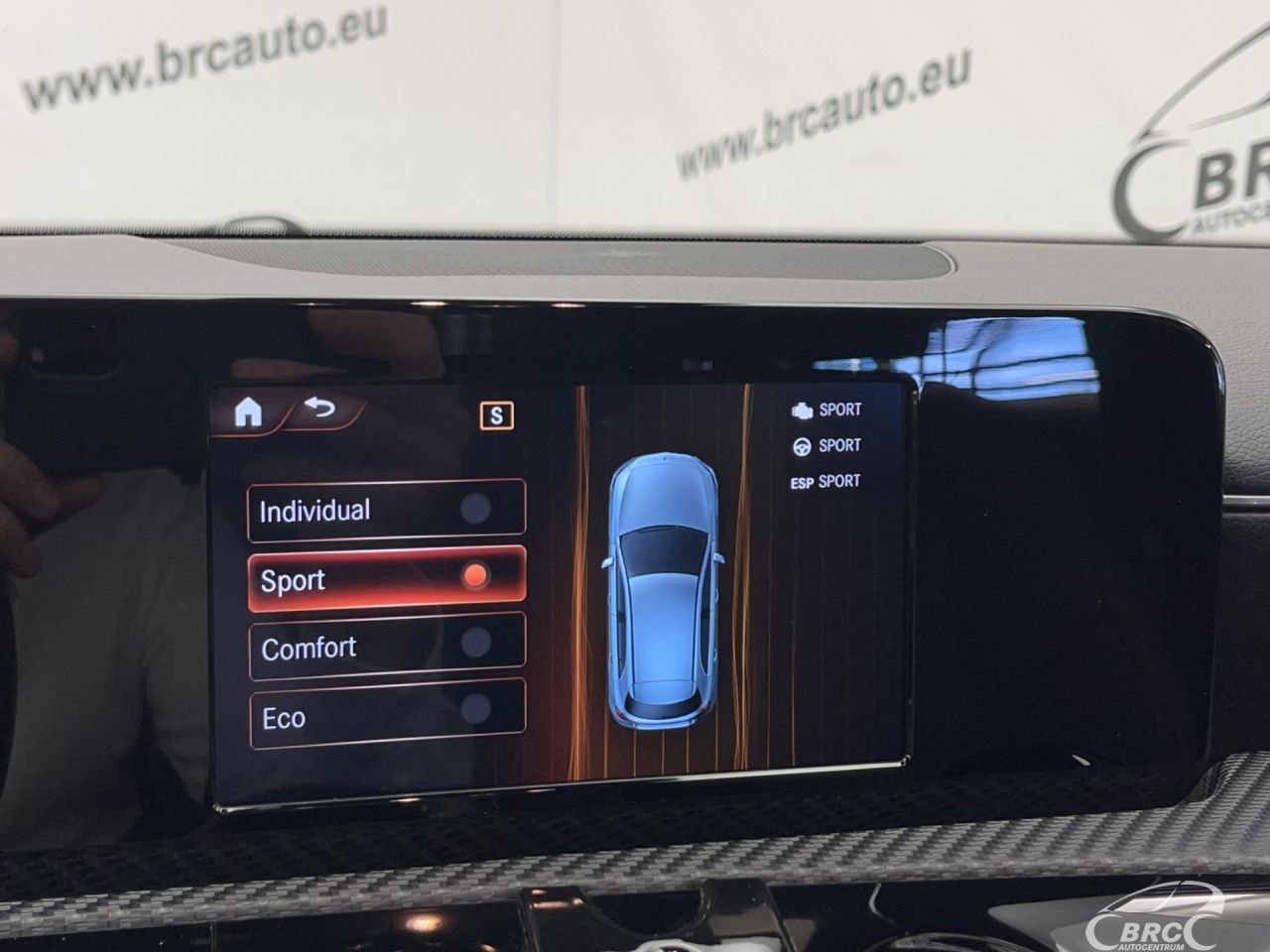 Mercedes-Benz A180 | 38