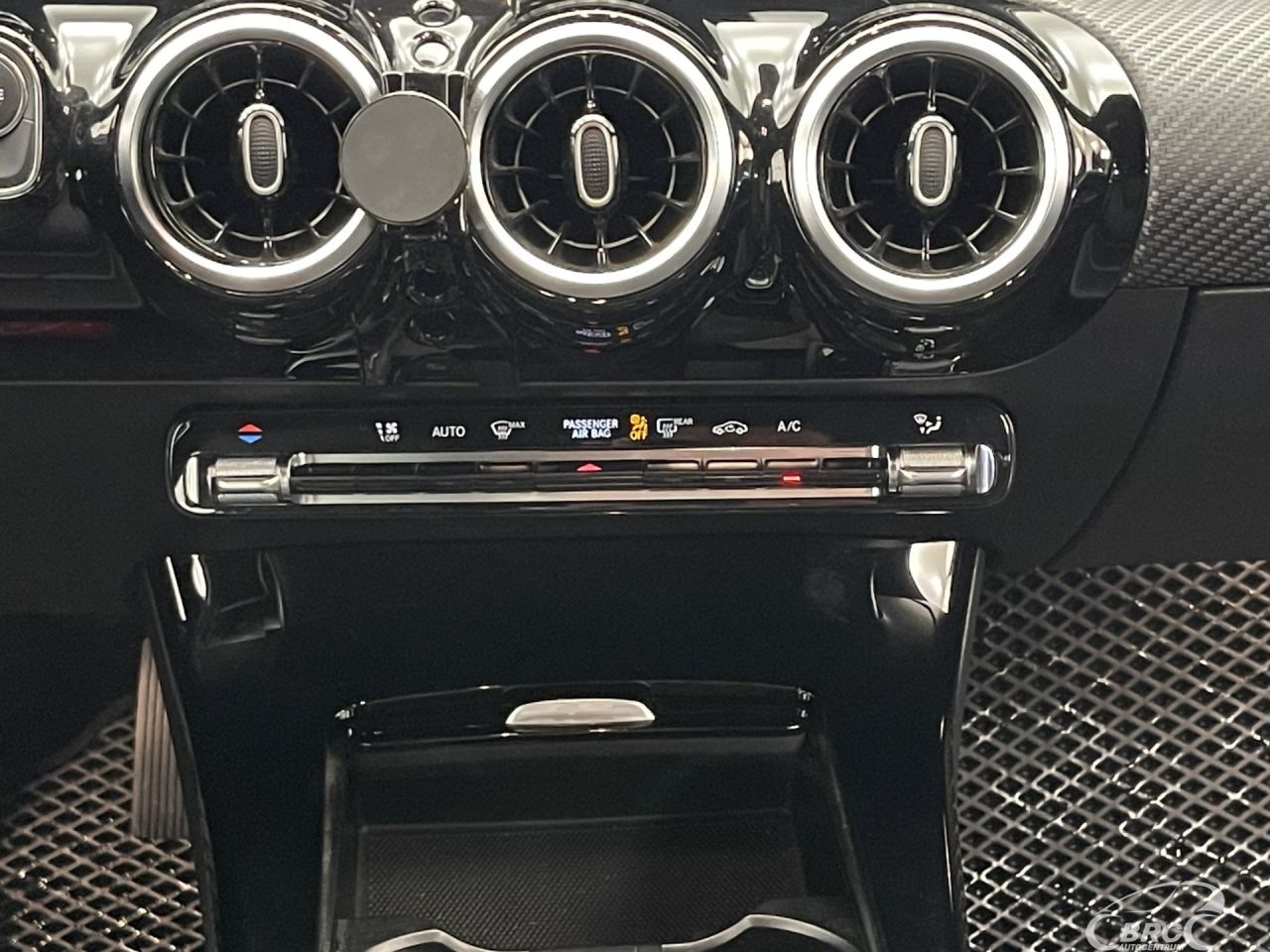 Mercedes-Benz A180 | 15