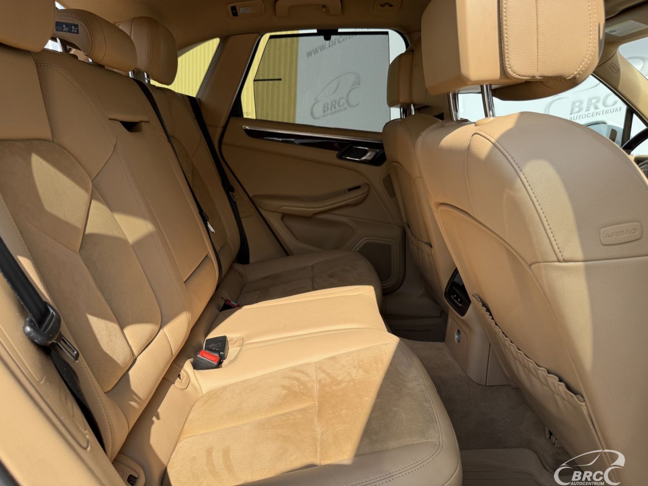 Porsche Macan | 12