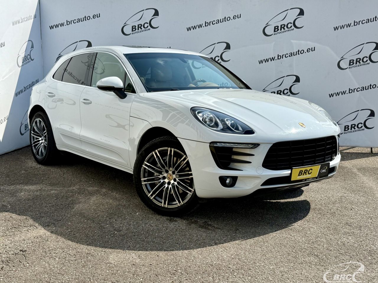 Porsche Macan | 46