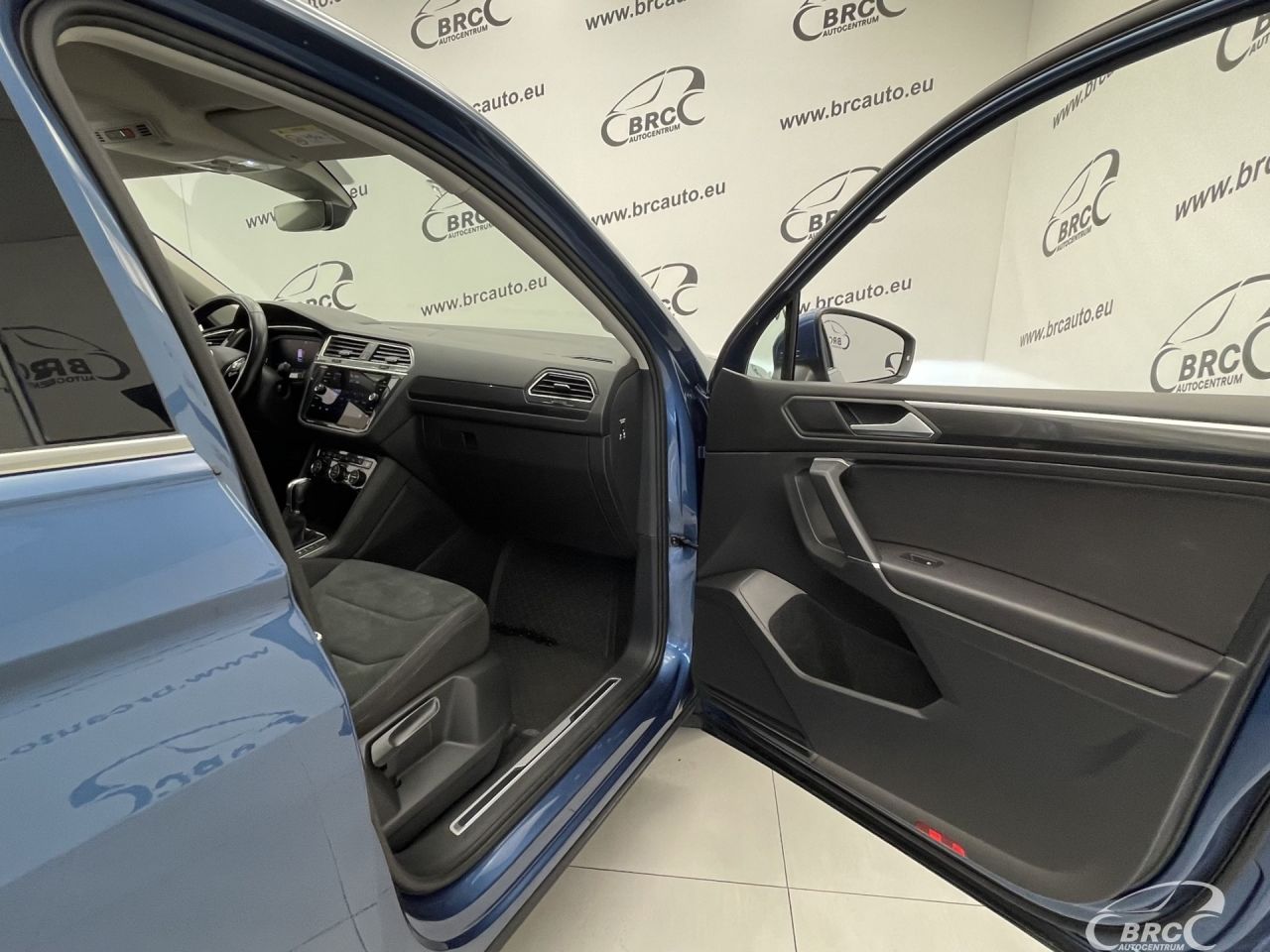 Volkswagen Tiguan | 7