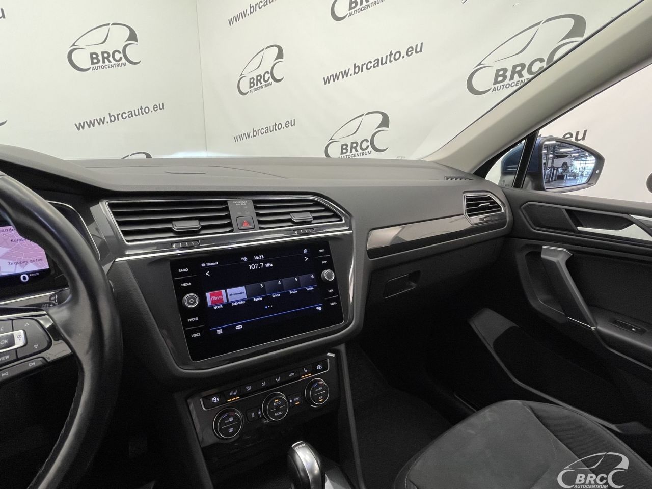 Volkswagen Tiguan | 28