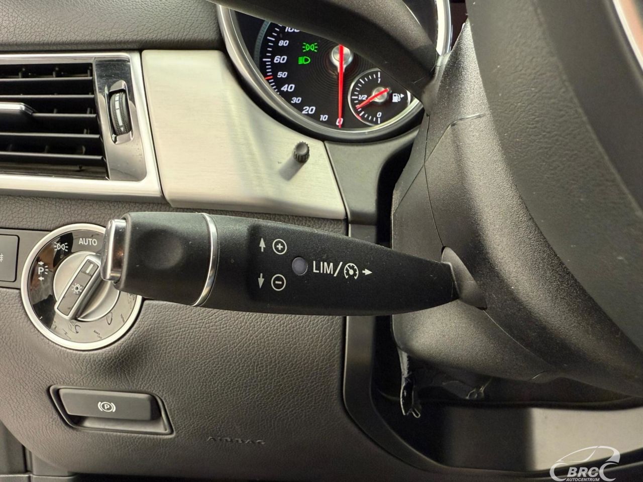 Mercedes-Benz GLE350 | 9