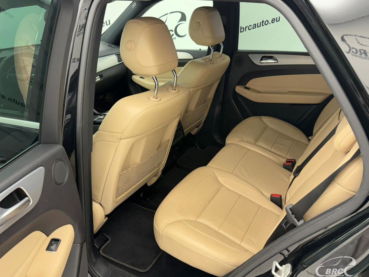 Mercedes-Benz GLE350 | 3