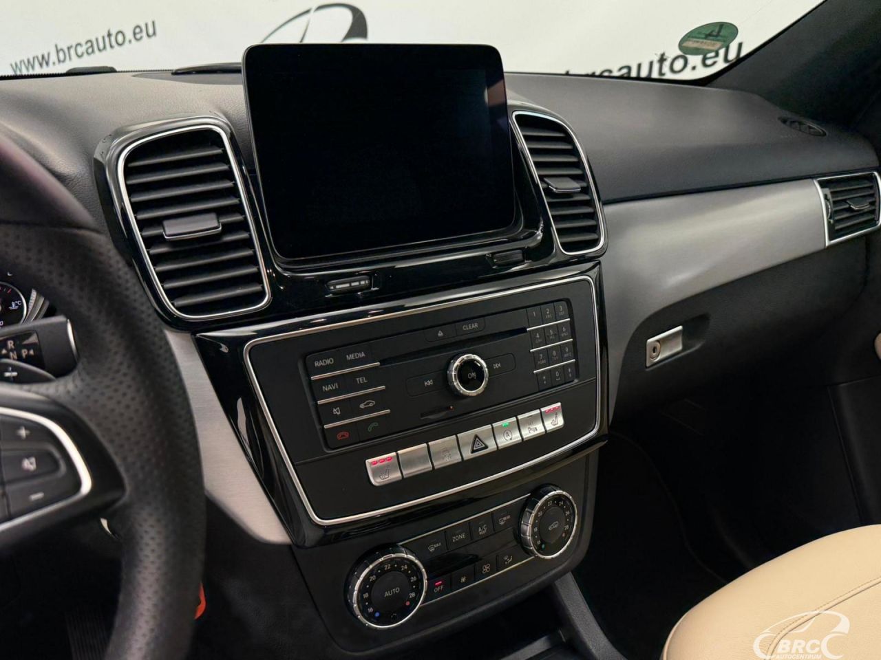 Mercedes-Benz GLE350 | 10