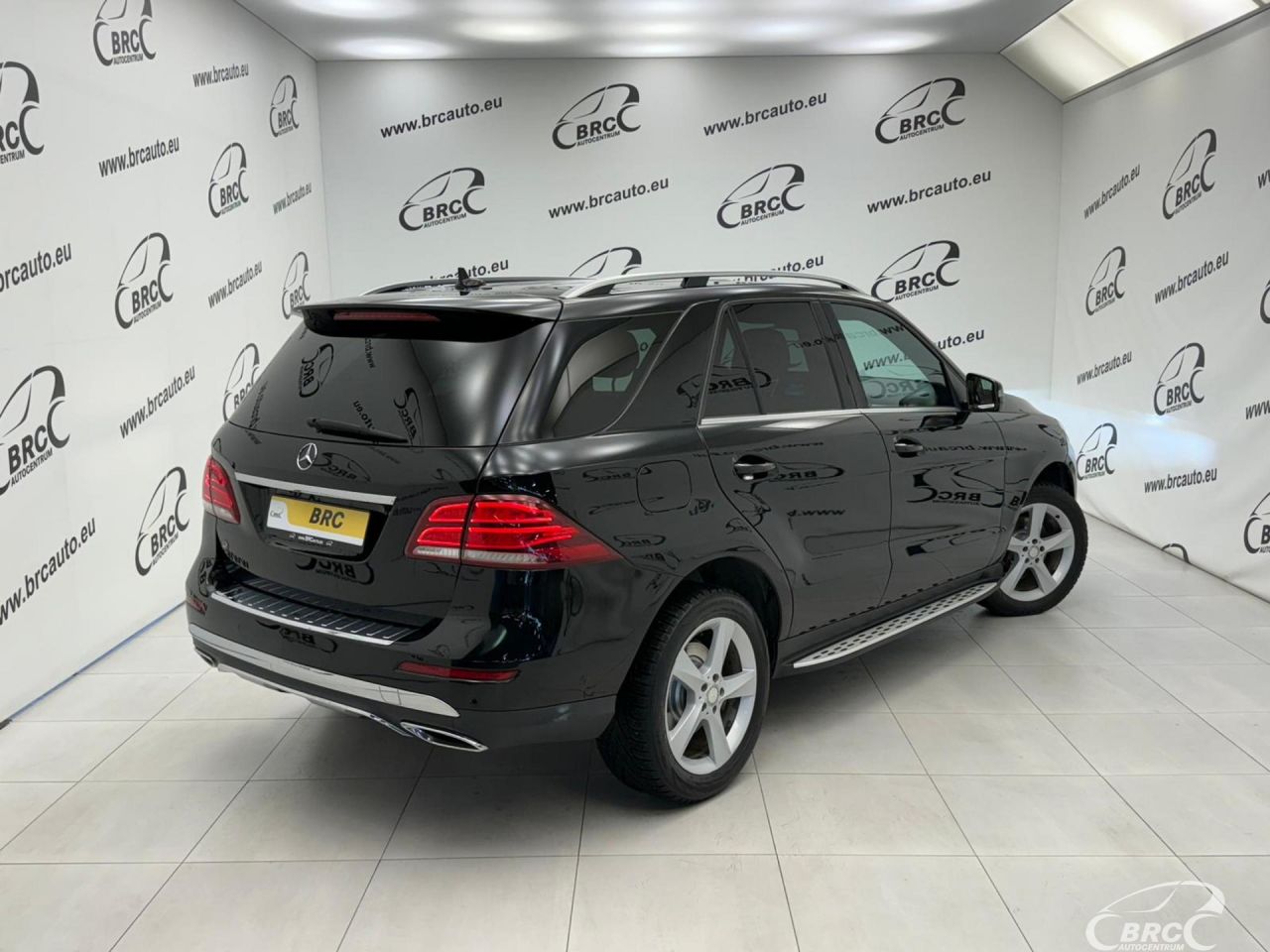 Mercedes-Benz GLE350 | 1