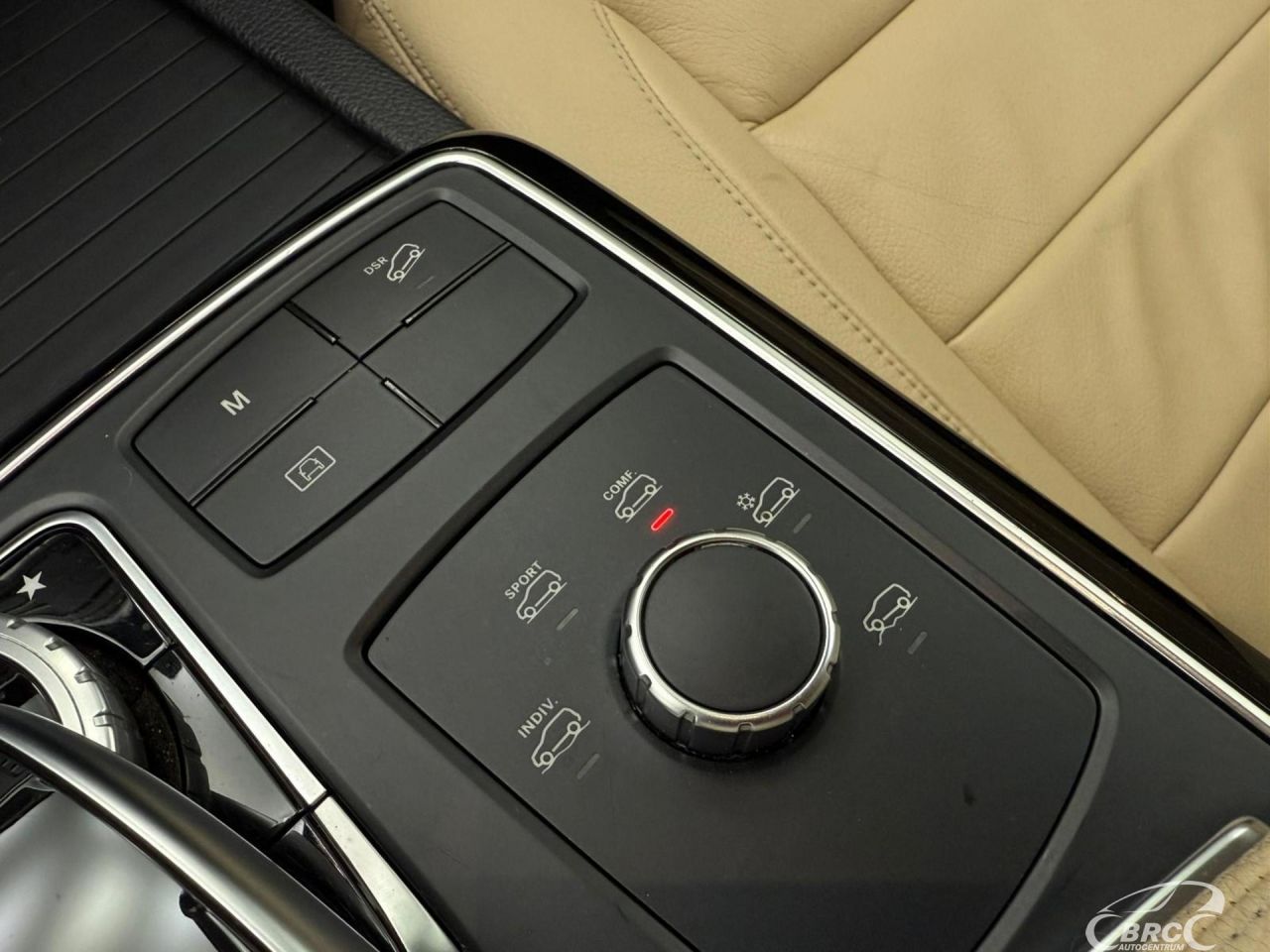 Mercedes-Benz GLE350 | 11