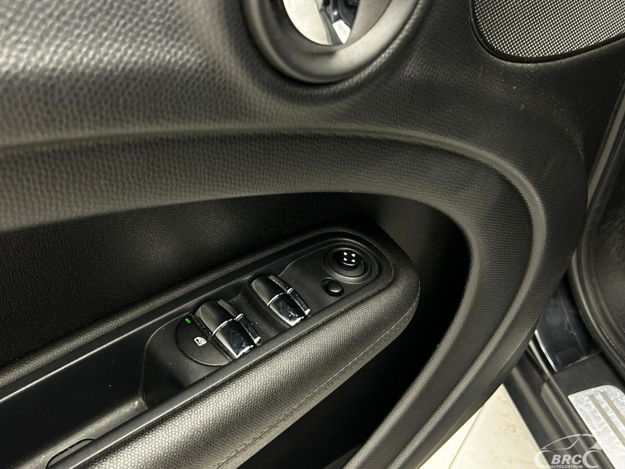 Mini Countryman | 16