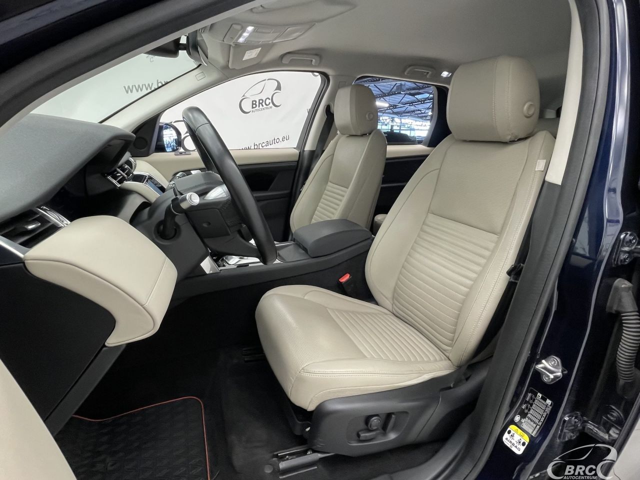 Land Rover Discovery | 24