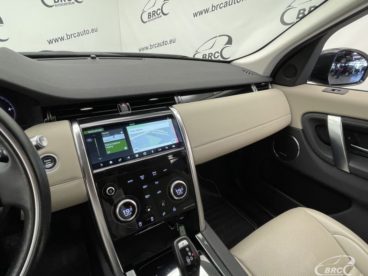 Land Rover Discovery | 28