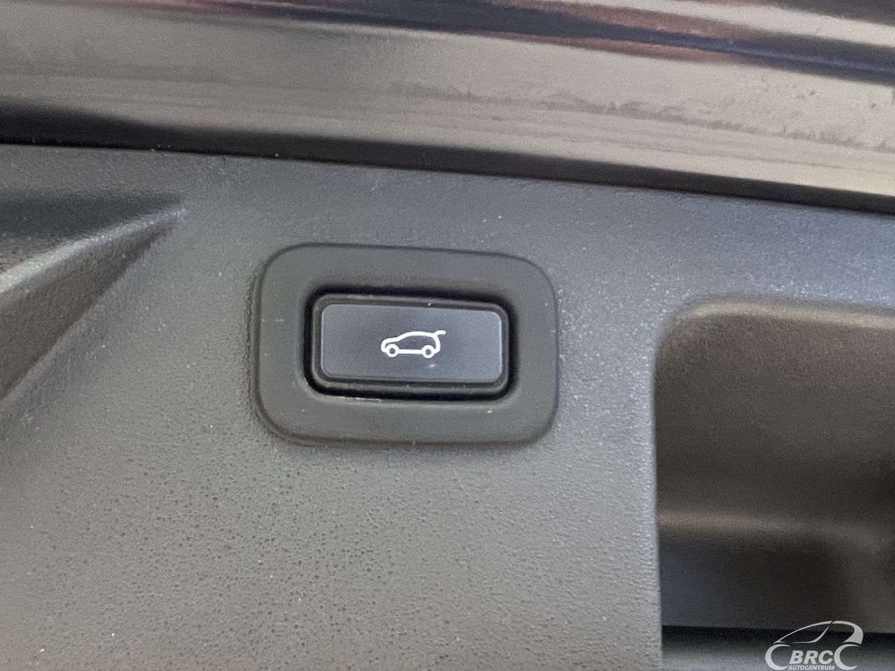 Land Rover Discovery | 44