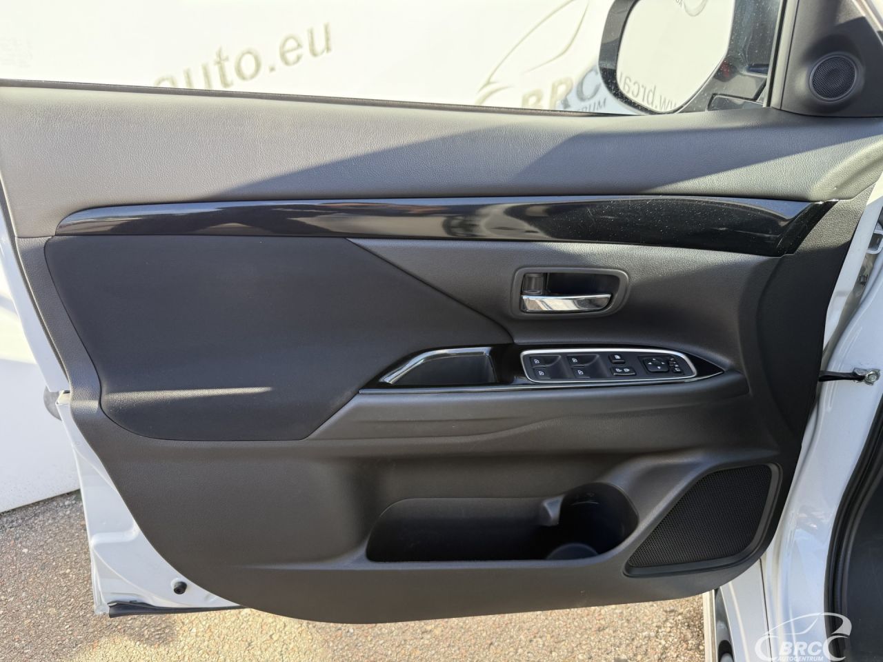 Mitsubishi Outlander | 20